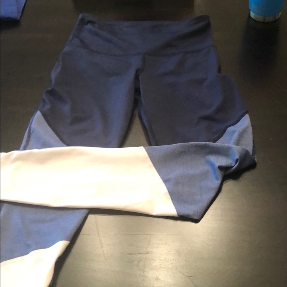 Women’s size small blue/pink leggings